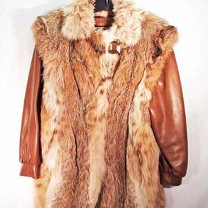 JACKET, LYNX FUR VERY WARM, MISSES MEDIUM, JACKET CONVERTS INTO FUR VEST, LEVAQU